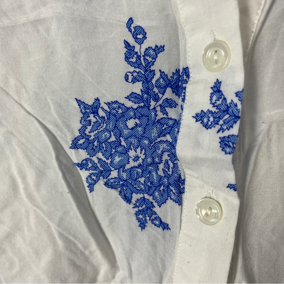 Blue Rain white blouse with blue decoration - Picture 7 of 7